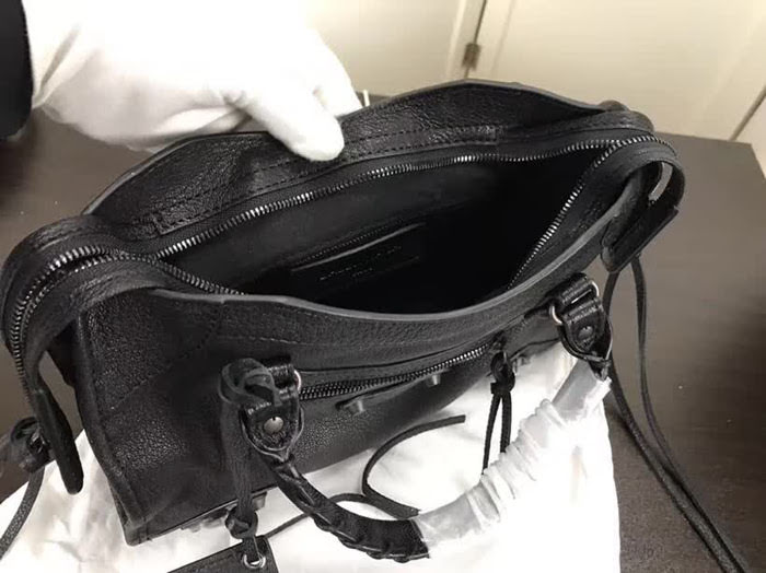 BALENCIAG巴黎世家 原單品質 經典機車 山羊皮黑釘款 手提肩背斜挎包  BL1411